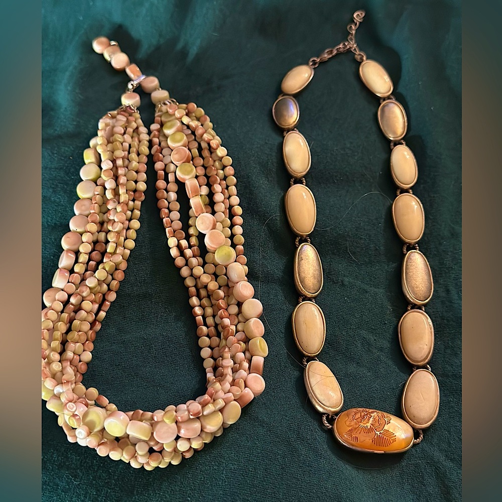 2 for 1 necklaces!!